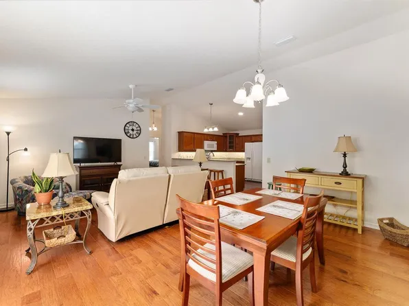 1382 Viola Ct, The Villages, FL 32163