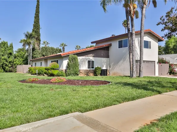 2071 Prince Albert Dr, Riverside, CA 92507