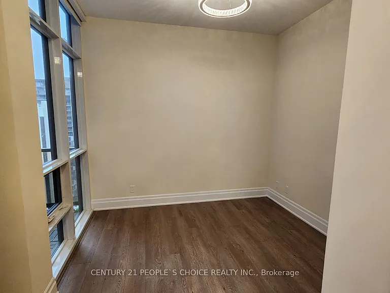 9075 Jane St #Penthouse 03 — Photo 6