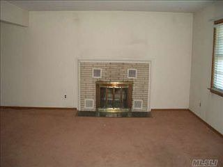 5th image of 15 Belmont Ave
