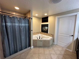 646 SW 37th St, Pendleton, OR 97801