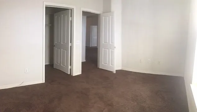1011 Hemingway Cir — Photo 6