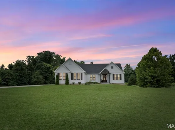 2804 Heather Wood Ln, Festus, MO 63028