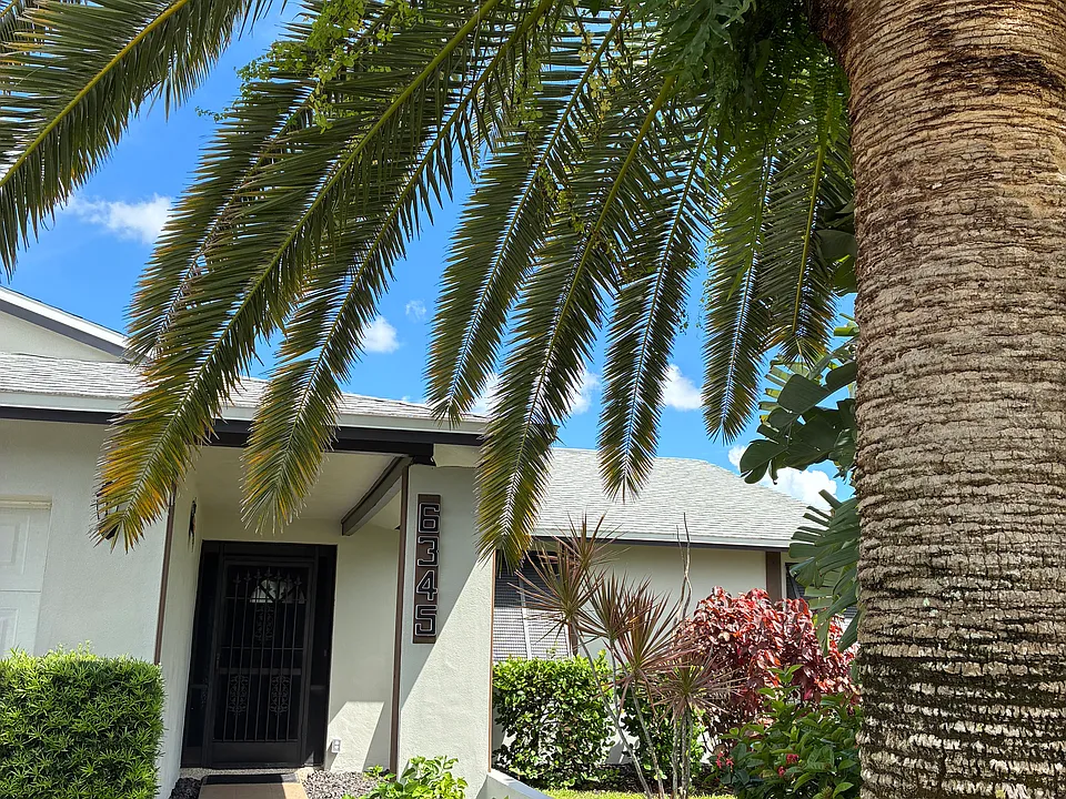 6345 Hofstra Ct E