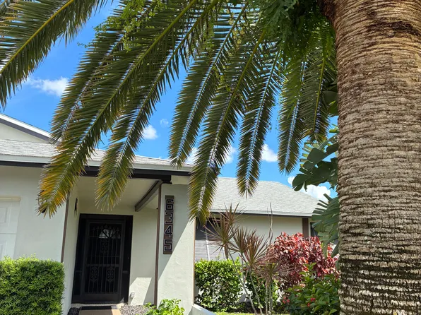 6345 Hofstra Ct E, Fort Myers, FL 33919