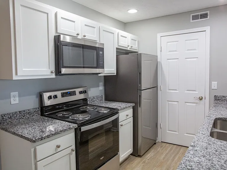 5516 Cedar Spgs — Photo 8