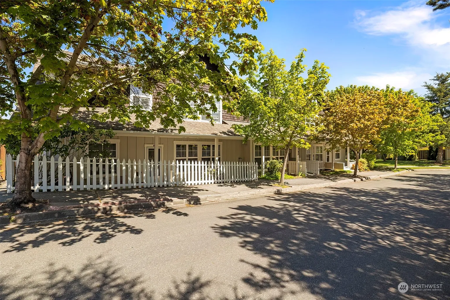 350 Castellano Way #104 photo 1