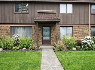 7050 Chillicothe Rd #17, Mentor, OH 44060