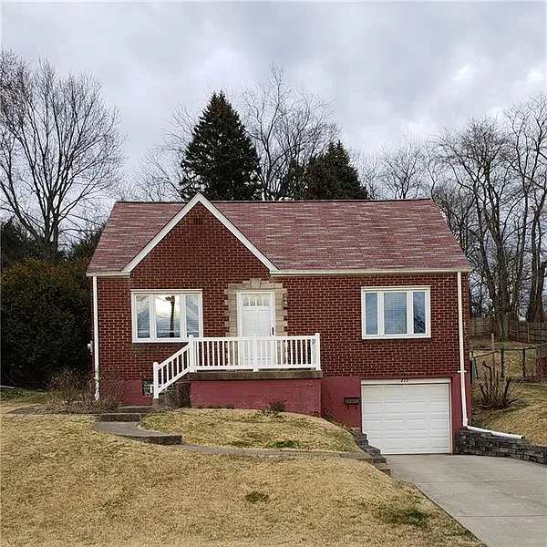 211 Stepp Dr photo 1