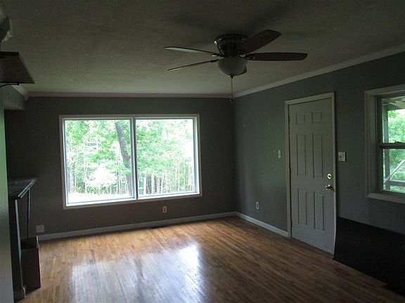3rd image of 126 Rockcastle Lakeshore Dr