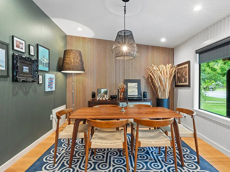 3205 Locke Ln — Photo 11
