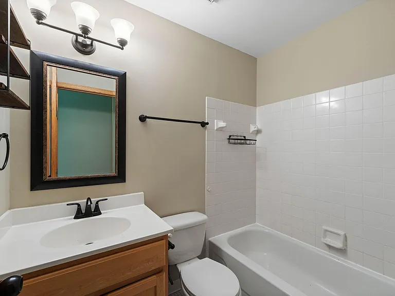 304 Pondridge Cir — Photo 22
