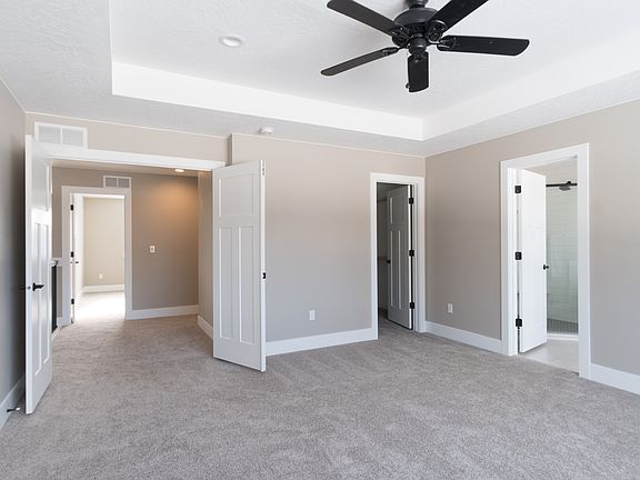 5th image of 1719 W Boyles Ave