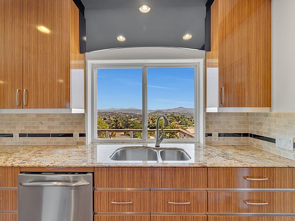 5th image of 1393 Park Hill Ln