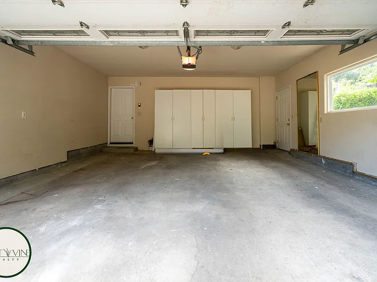 1492 Walbrook Dr — Photo 26