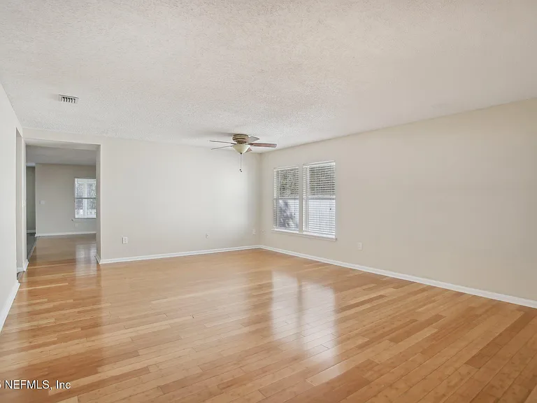 2346 Adams Lake Blvd — Photo 5