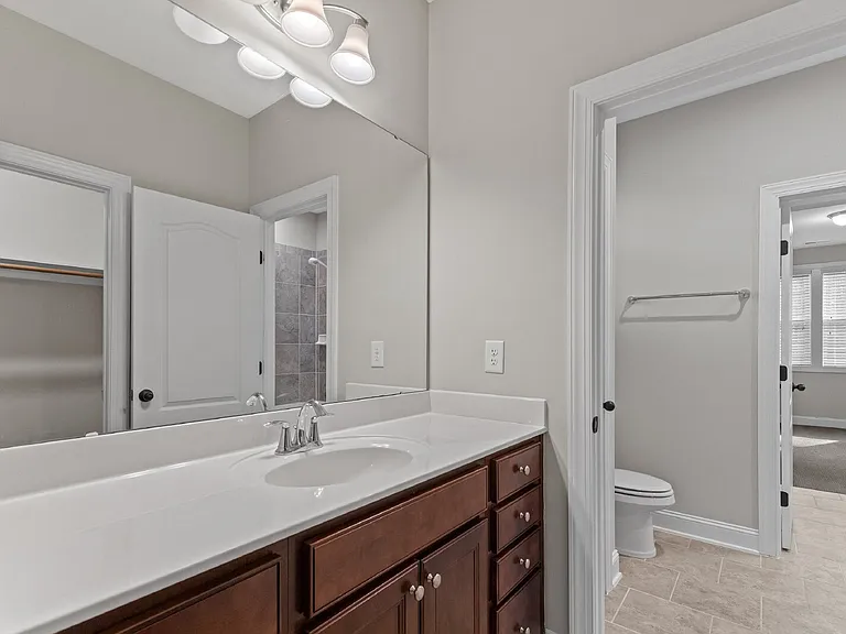 3828 Hickory Manor Dr — Photo 48