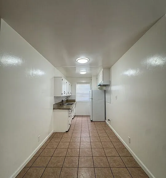 850 S Saint Andrews Pl — Photo 4