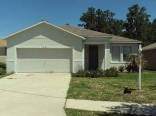 5606 Hawklake Rd, Lithia, FL 33547