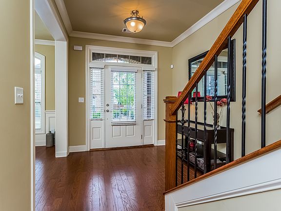 2nd image of 4417 Felix Way SE