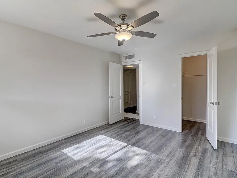 6544 N 12th St #20 — Photo 10