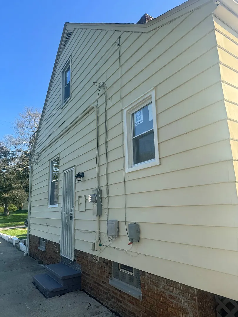 Property Photo - 15812 Friend Ave