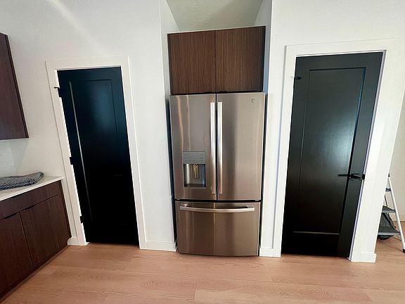 4th image of 1739 S Main St E #3