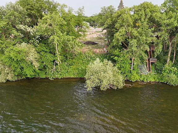 3rd image of Xxx E Eagle Lake Rd