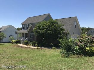 59 Robeson St, Spring Lake, NC 28390