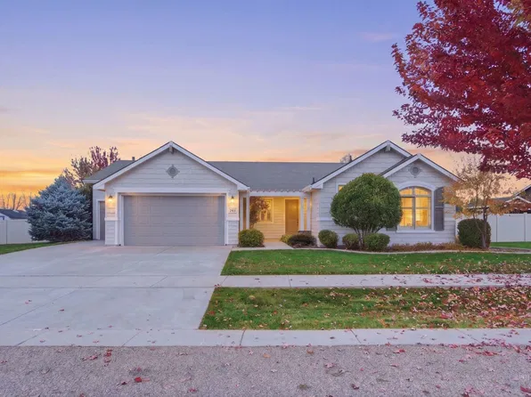 265 W Hidden Meadow Way, Middleton, ID 83644