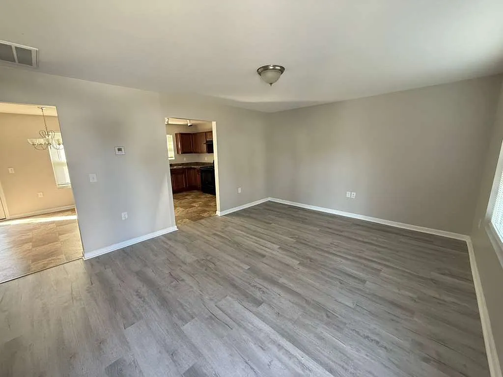 Building Photo - 717 Trap Shooter Cir #A