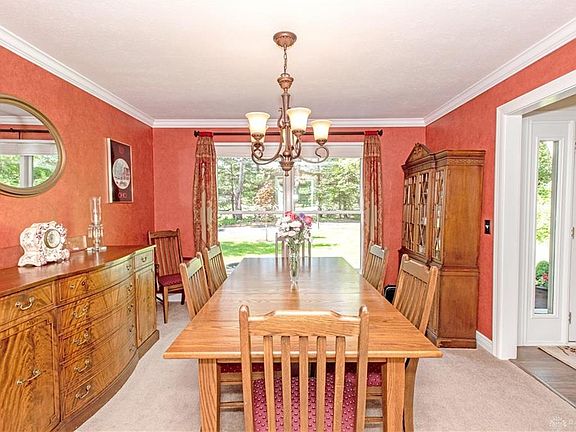 4th image of 2570 River Bend Dr