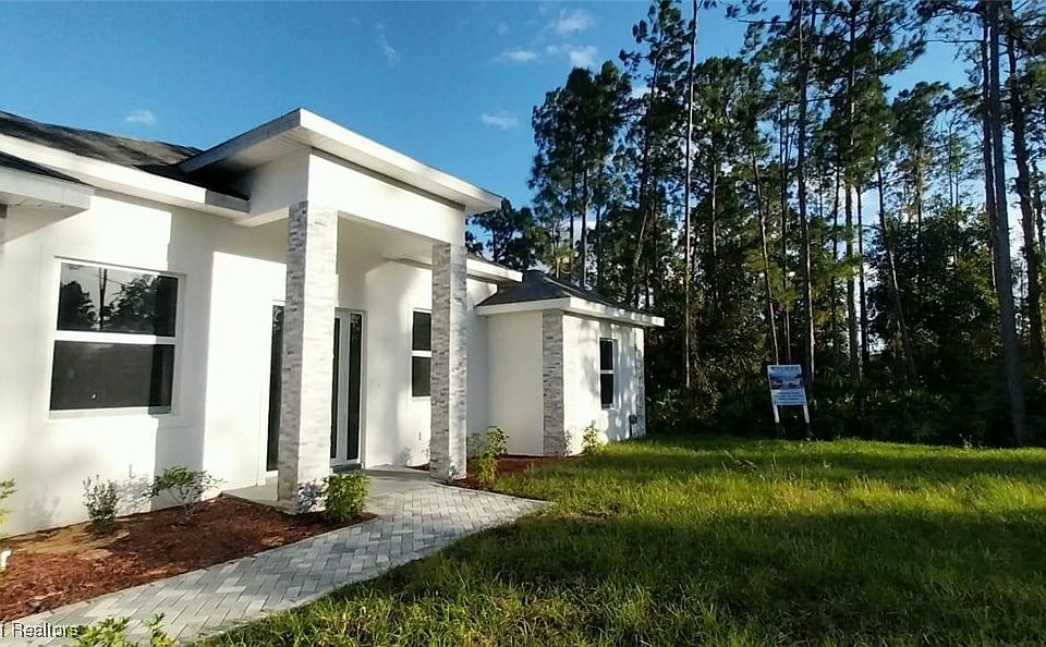 2nd image of 4530 Garden Ave