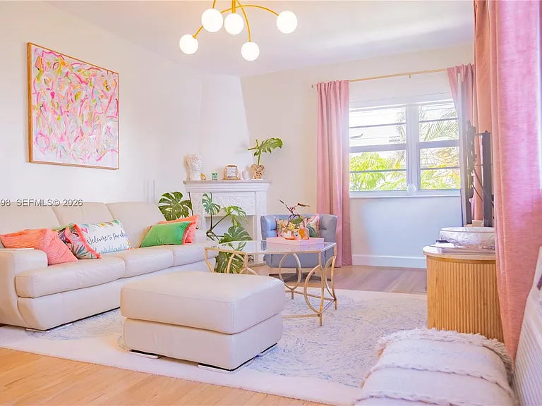 1559 Meridian Ave #208 — Photo 3
