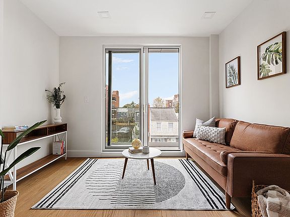 2nd image of 289 22nd St #2F