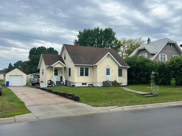 765 Ash St, Dawson, MN 56232