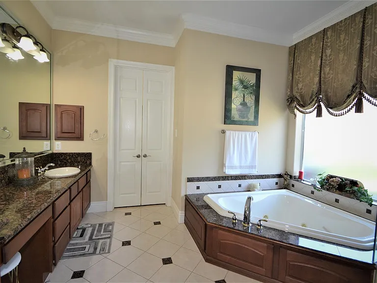 5303 Fenwick Way Ct — Photo 28