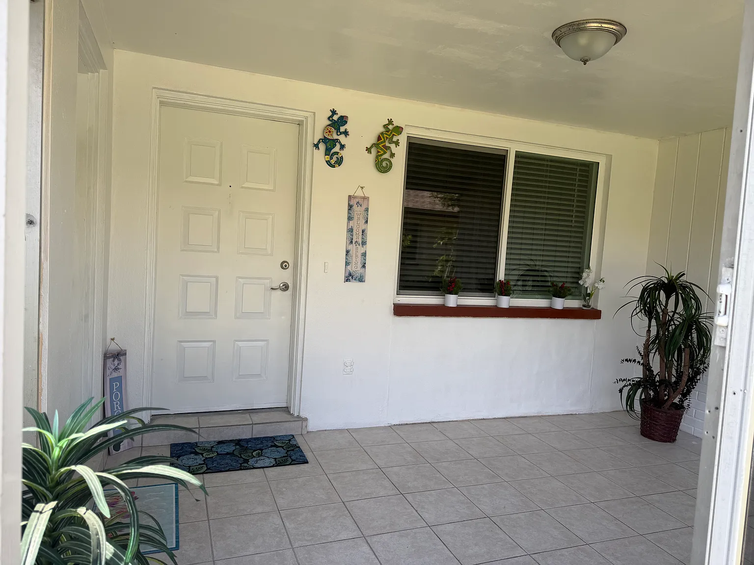 2 bed, 900 sqft, $1,275 — Photo 4