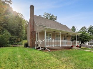 120 Hanover Versailles Rd, Baltic, CT 06330