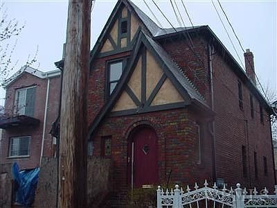 1st image of 4170 Deriemer Ave
