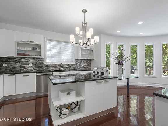 5th image of 276 Park Ave