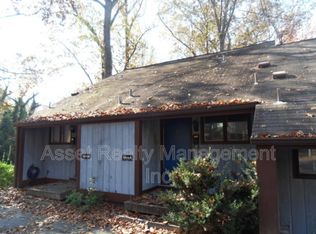 102 Walnut Ln, Oak Ridge, TN 37830