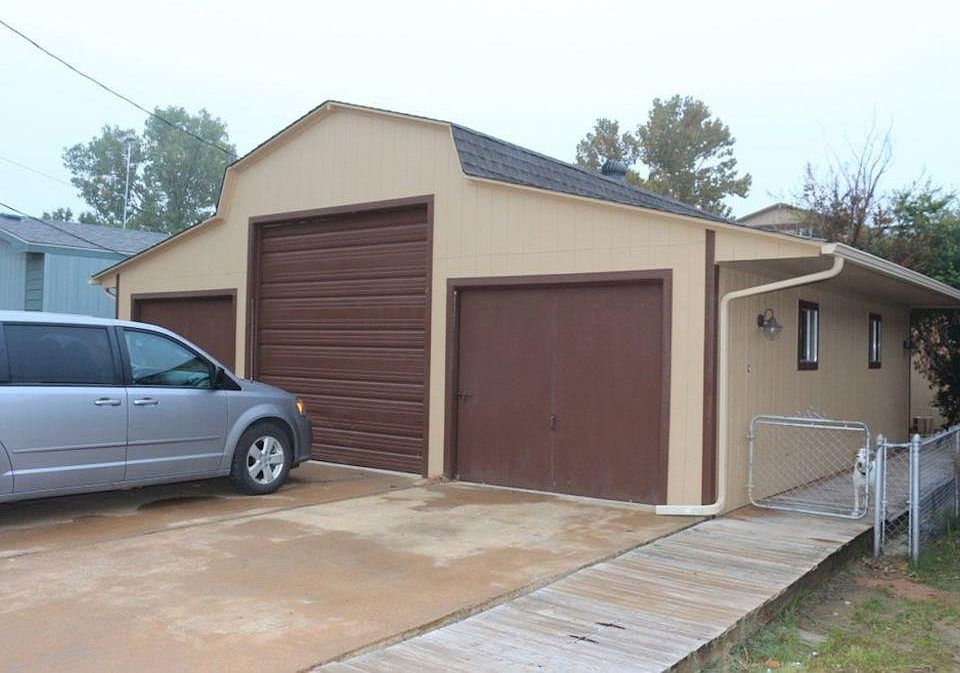 1st image of 6518 Blue Water Ct