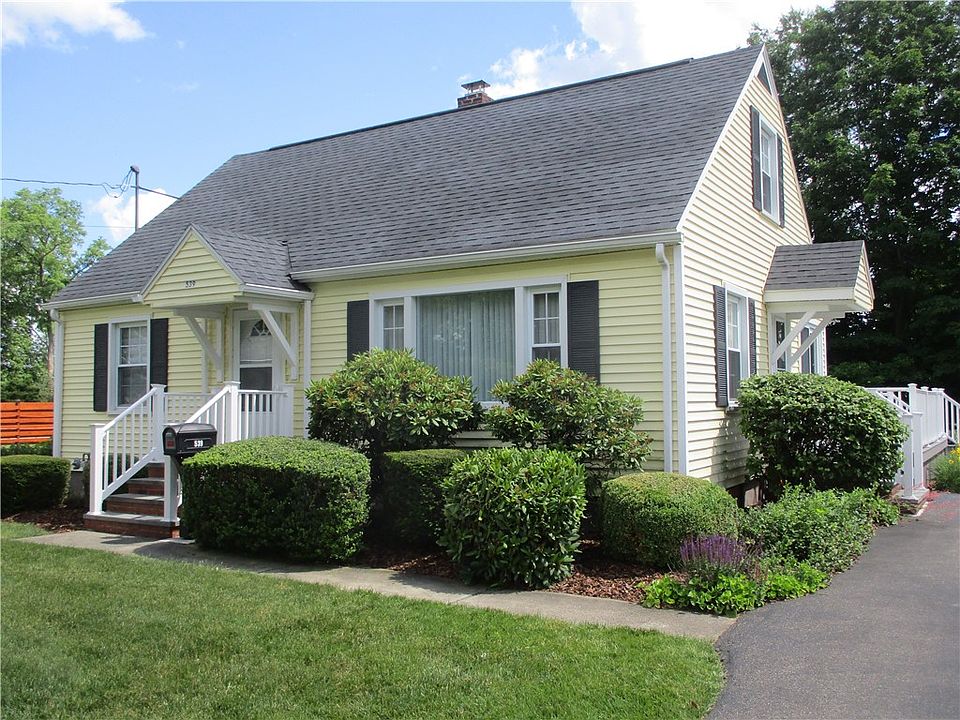 1st image of 539 W Franklin St