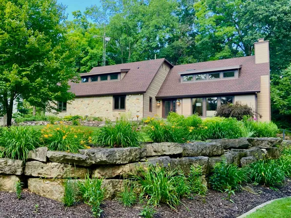 W4403 Mary Hill Park Dr, Fond Du Lac, WI 54937