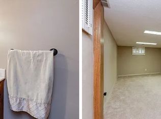 5002 SW 17th St, Des Moines, IA 50315