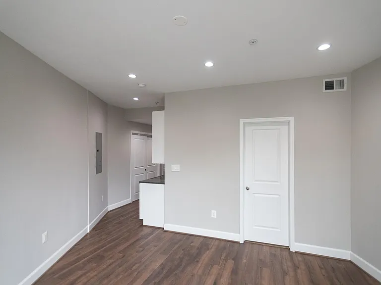 1302 Pennsylvania Ave SE — Photo 12