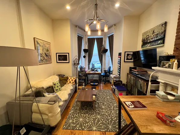 22 Mac Donough Street image 3 of 17