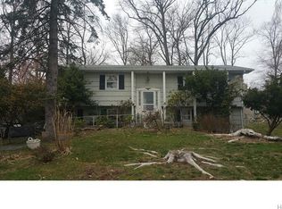 22 Gerardine Pl, New City, NY 10956