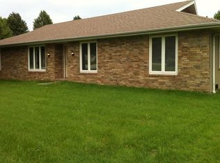 4022 S Ridgecrest Dr, Springfield, MO 65807